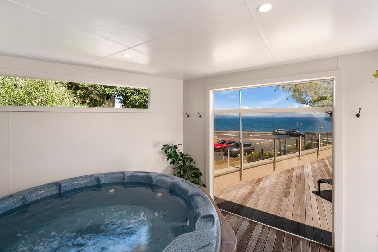 The Village Resort Taupo Exterior photo